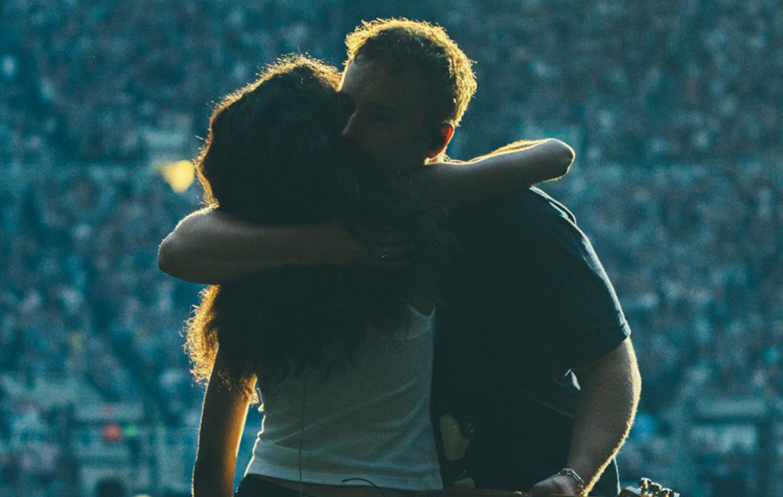 Olivia Dean ve Sam Fender'dan Unutulmaz Dokuz Haftalık Zirve Kutlaması